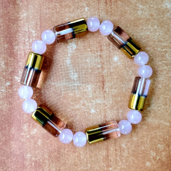 New Unique Rose Quartz Ball Stretchy Bracelet. - Picture 6 of 8